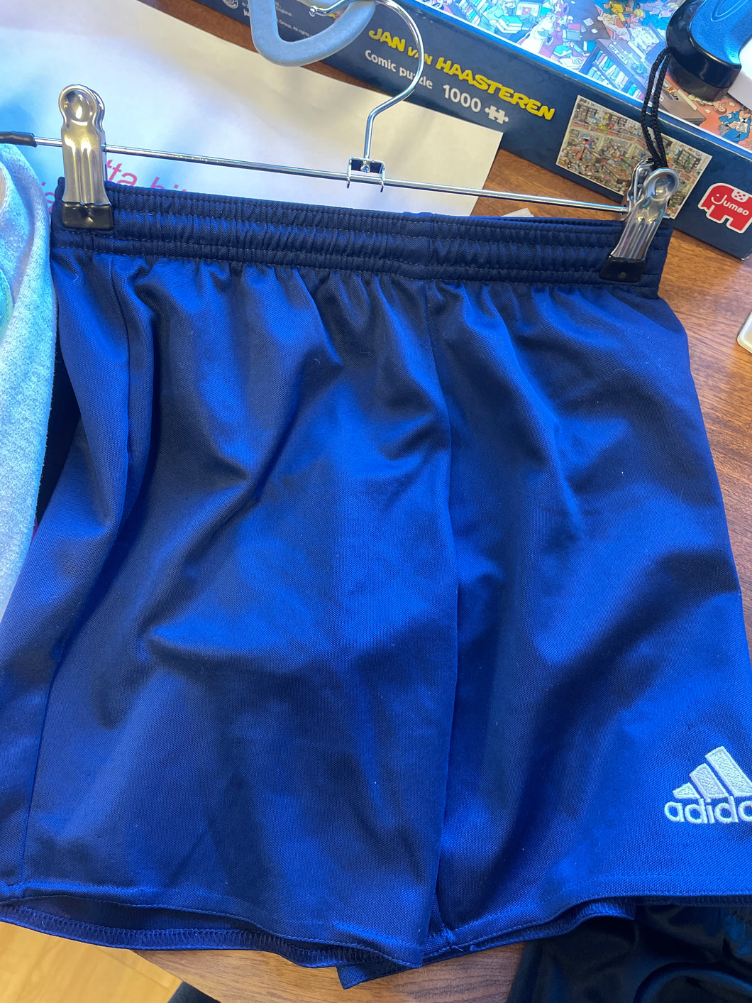 Blå shorts Adidas 140