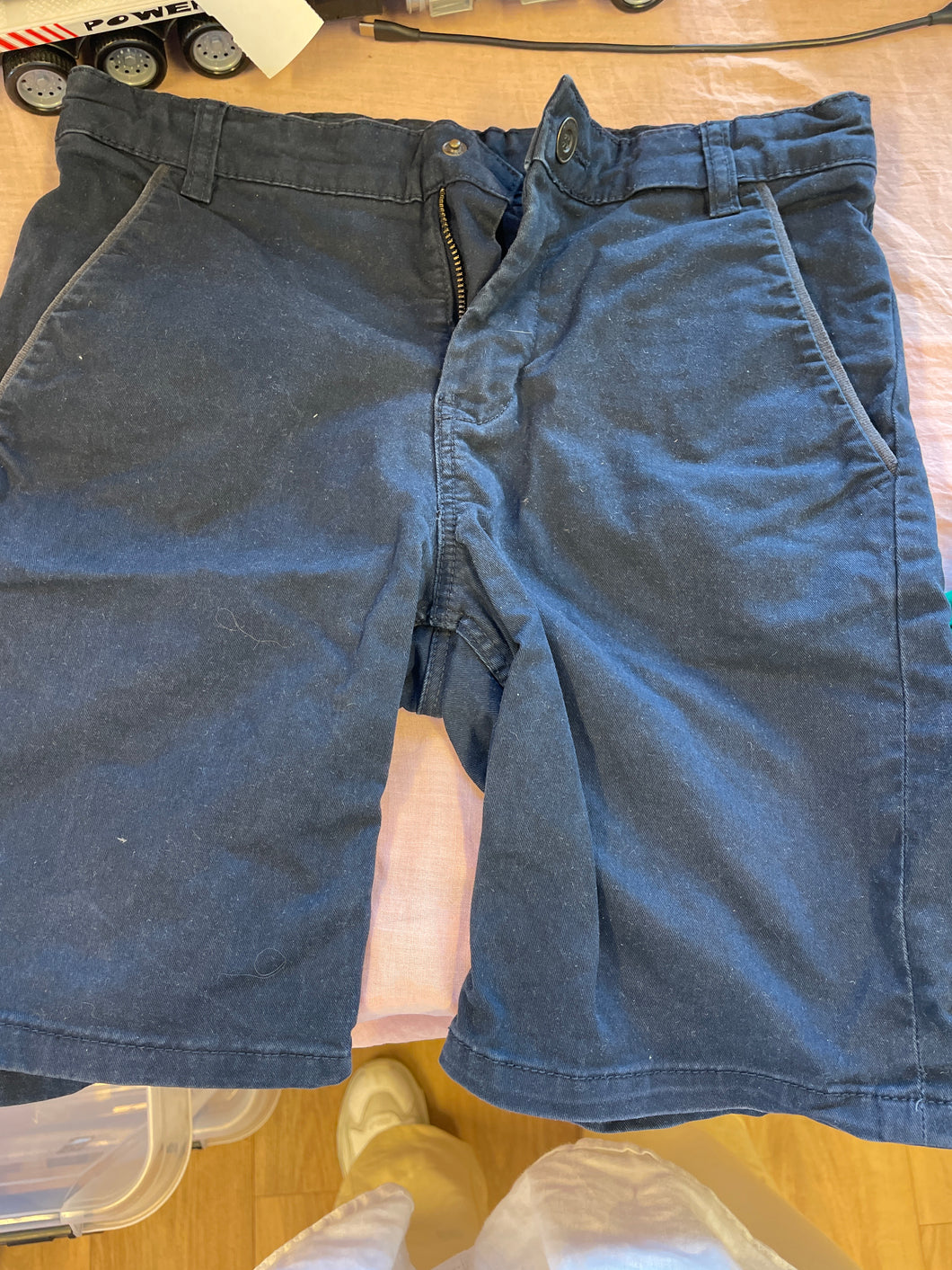Blå shorts polarn o pyret ca 134